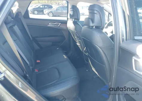 2023 Kia Sportage Hybrid Ex z USA, uszkodzony, nr VIN KNDPVCAG1P7069813